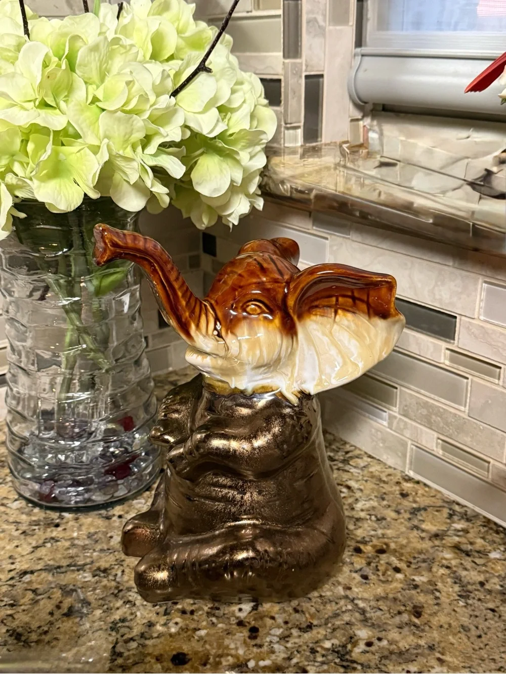 Apropos Home Collection Ceramic Elephant Statue